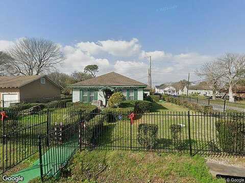 18Th, PORT ARTHUR, TX 77642