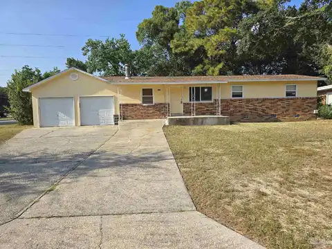 Elaine, PENSACOLA, FL 32504