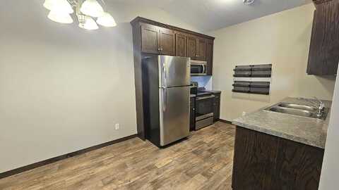 16Th, PRINCETON, MN 55371
