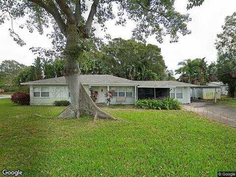 74Th, SAINT PETERSBURG, FL 33710