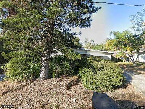 11Th, SAINT PETERSBURG, FL 33710