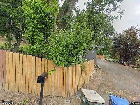 16Th, CHEHALIS, WA 98532