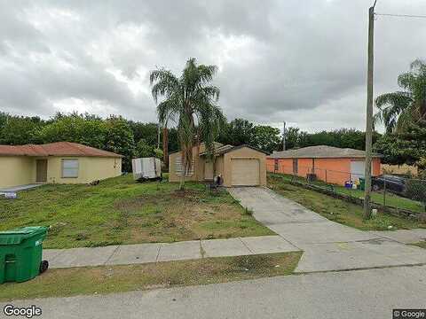 Carissa, PAHOKEE, FL 33476