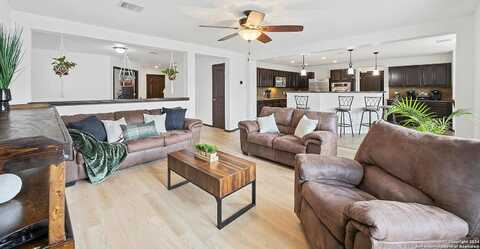 Sydnee, LEANDER, TX 78641