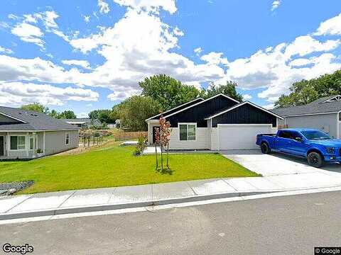 Lucy, BENTON CITY, WA 99320