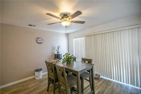 Holly, BULLHEAD CITY, AZ 86442