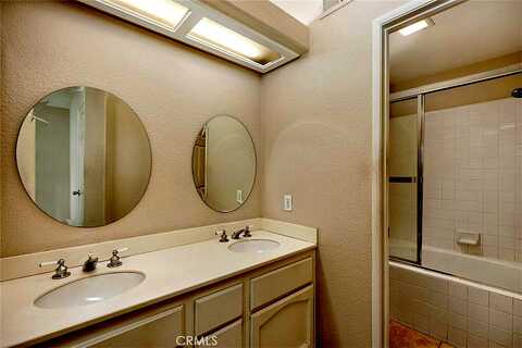 Liana, ALISO VIEJO, CA 92656