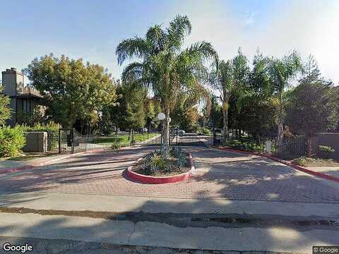 S Chestnut Ave, Fresno, CA 93702