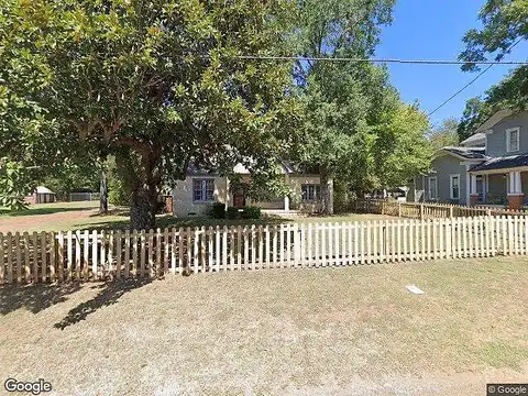 1St, HUGHES SPRINGS, TX 75656