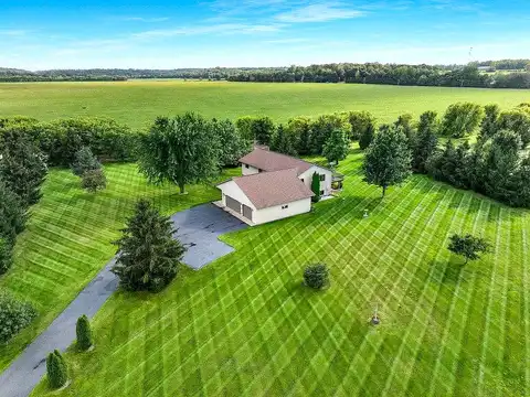 Glover, HUDSON, WI 54016