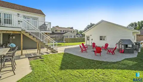 Kniss, LUVERNE, MN 56156
