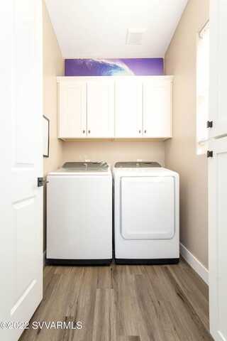 Juniper, COTTONWOOD, AZ 86326