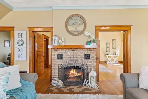 Albion, EDGERTON, WI 53534
