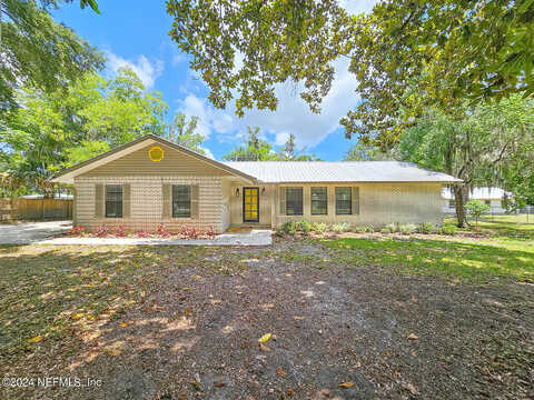 Silver Lake, PALATKA, FL 32177
