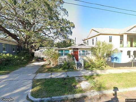 13Th, SAINT PETERSBURG, FL 33701