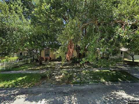 13Th, SAINT PETERSBURG, FL 33704