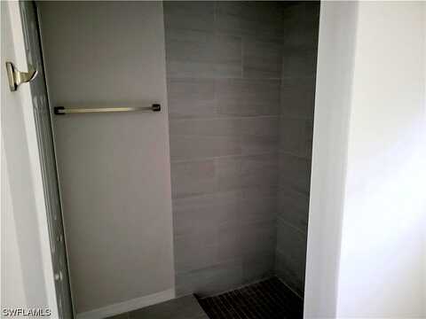 11Th, CAPE CORAL, FL 33909