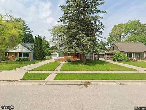 7Th, GRAFTON, WI 53024