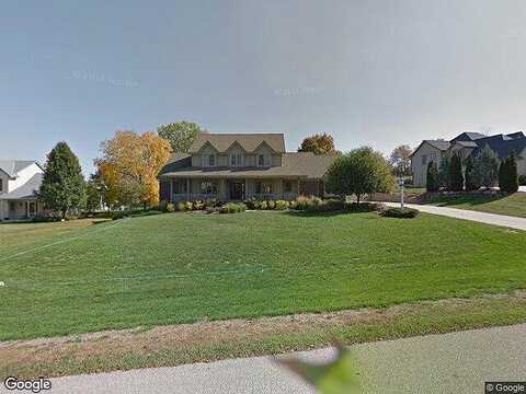 Highland, PEWAUKEE, WI 53072