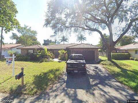 1St, CORAL SPRINGS, FL 33071