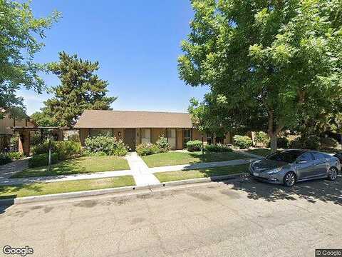 N 7Th St, Fresno, CA 93726