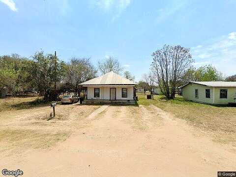 Davis, DEVINE, TX 78016