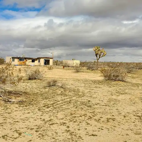 Avenue H, LANCASTER, CA 93535