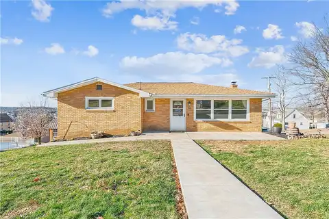 E 4Th Ave, Derry, PA 15627