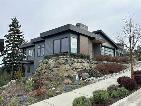 Rock Ridge Parkway, Anacortes, WA 98221