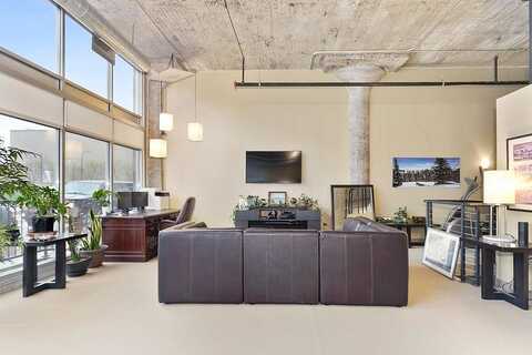 S 7Th Street, Minneapolis, MN 55415