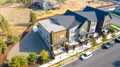 Elm, REDMOND, OR 97756