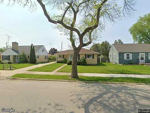 South, RACINE, WI 53402