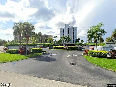 N Key Drive, North Fort Myers, FL 33903