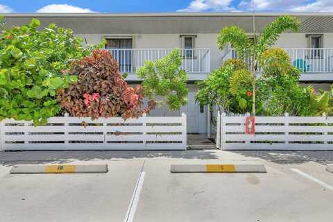 W Pine Street, Lantana, FL 33462