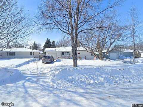 17Th, MOORHEAD, MN 56560