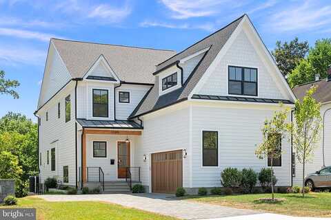 N Monroe St, Arlington, VA 22207