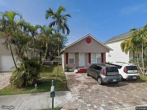 Leawood, NAPLES, FL 34104