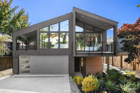 8Th, KIRKLAND, WA 98033