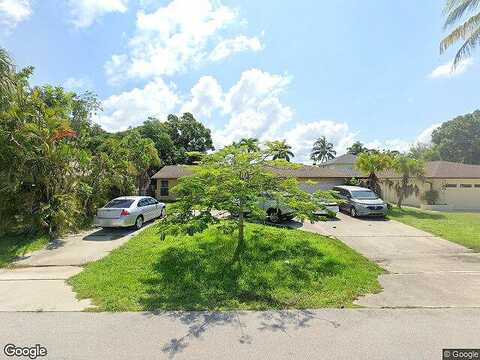 10Th, NAPLES, FL 34103