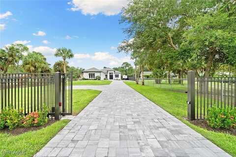 13Th, NAPLES, FL 34117
