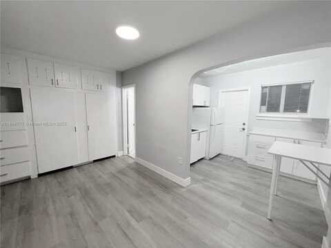 1815 Mckinley St, Hollywood, FL 33020