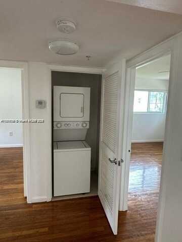 8216 CRESPI, North Miami Beach, FL 33141
