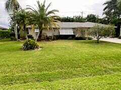 Palm River, NAPLES, FL 34110