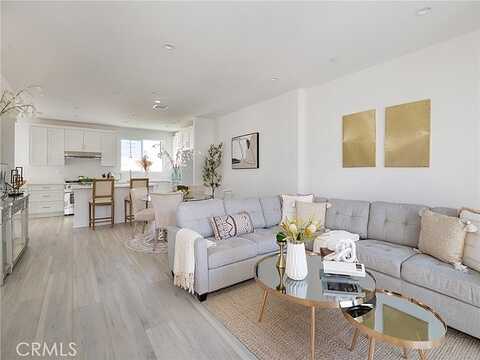 E 223Rd Street #4, Carson, CA 90745