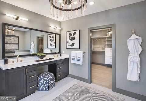 Tradesville Dr, DOYLESTOWN, PA 18901