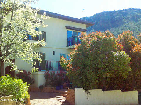 Julie, SEDONA, AZ 86336
