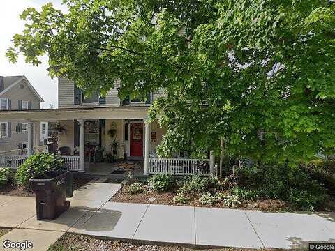 Broadway, MILTON, PA 17847