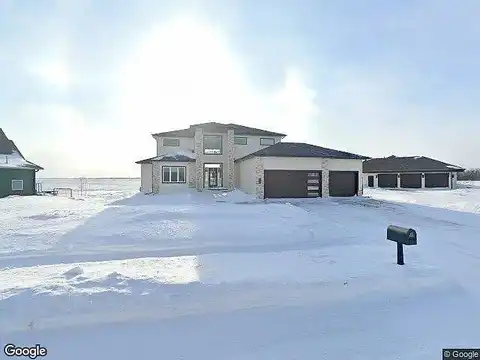 Tessa, MOORHEAD, MN 56560