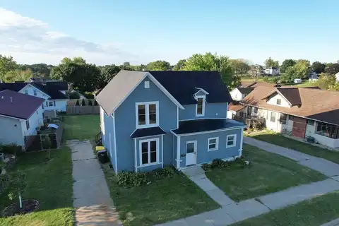 Oak, LANCASTER, WI 53813