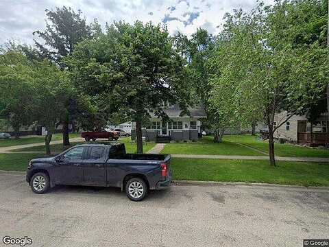 Maple, EDGERTON, MN 56128